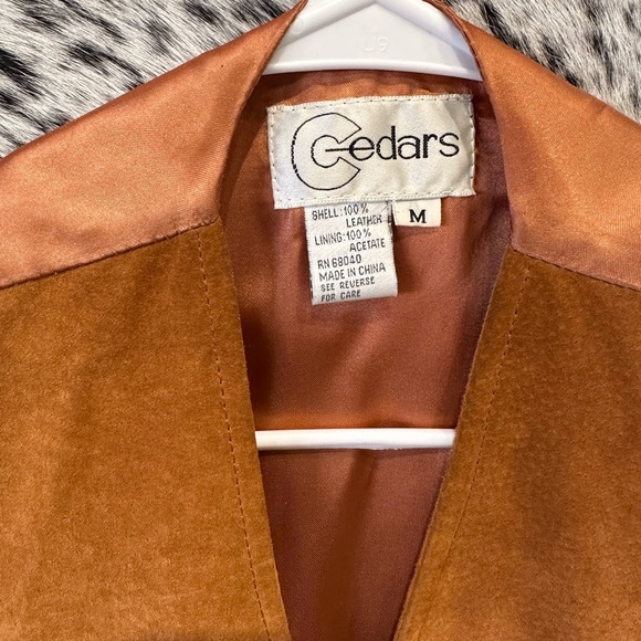Cedars Vintage tan fringe Vest - Picture 2 of 3